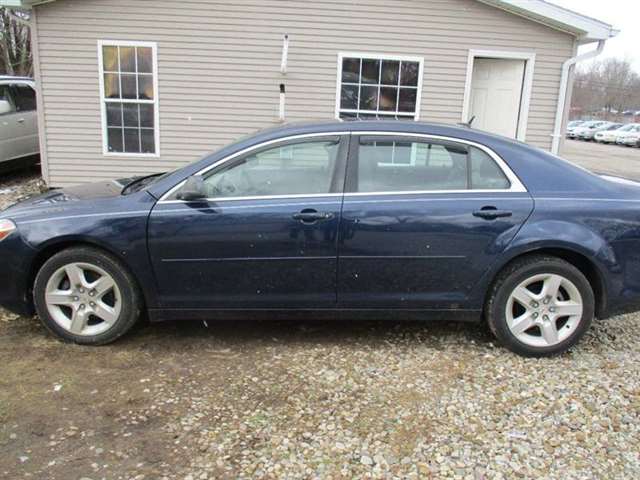 2009 Chevrolet Malibu LS 4DR Sedan